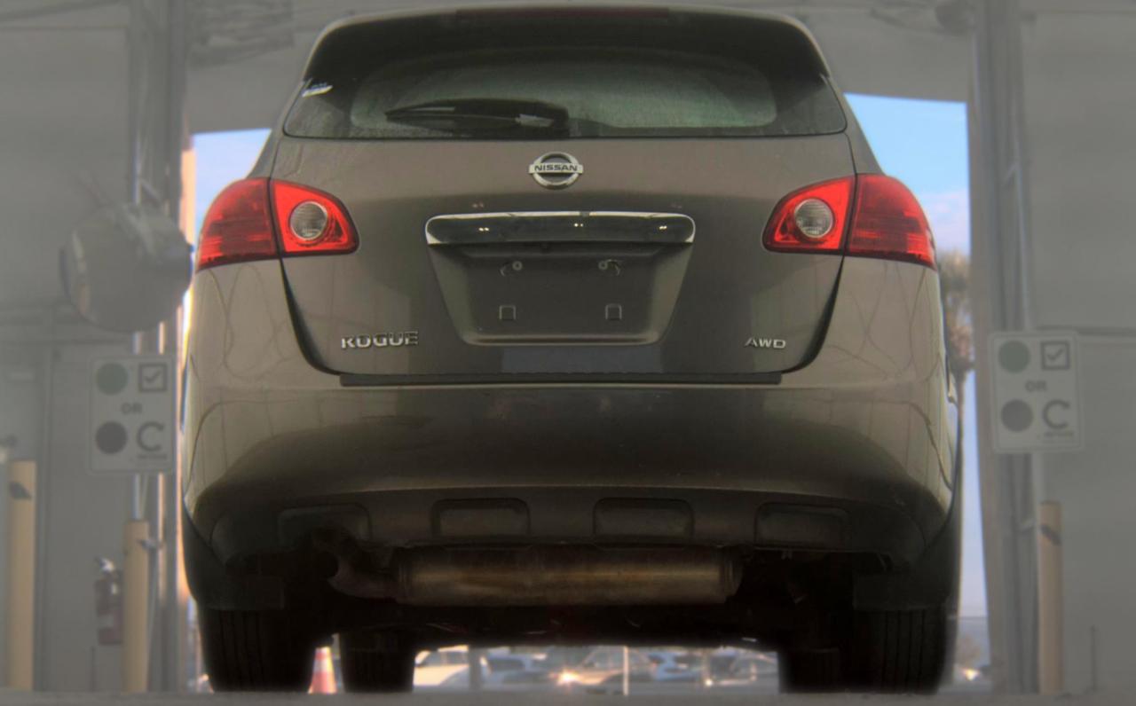 Nissan Rogue Select  2014