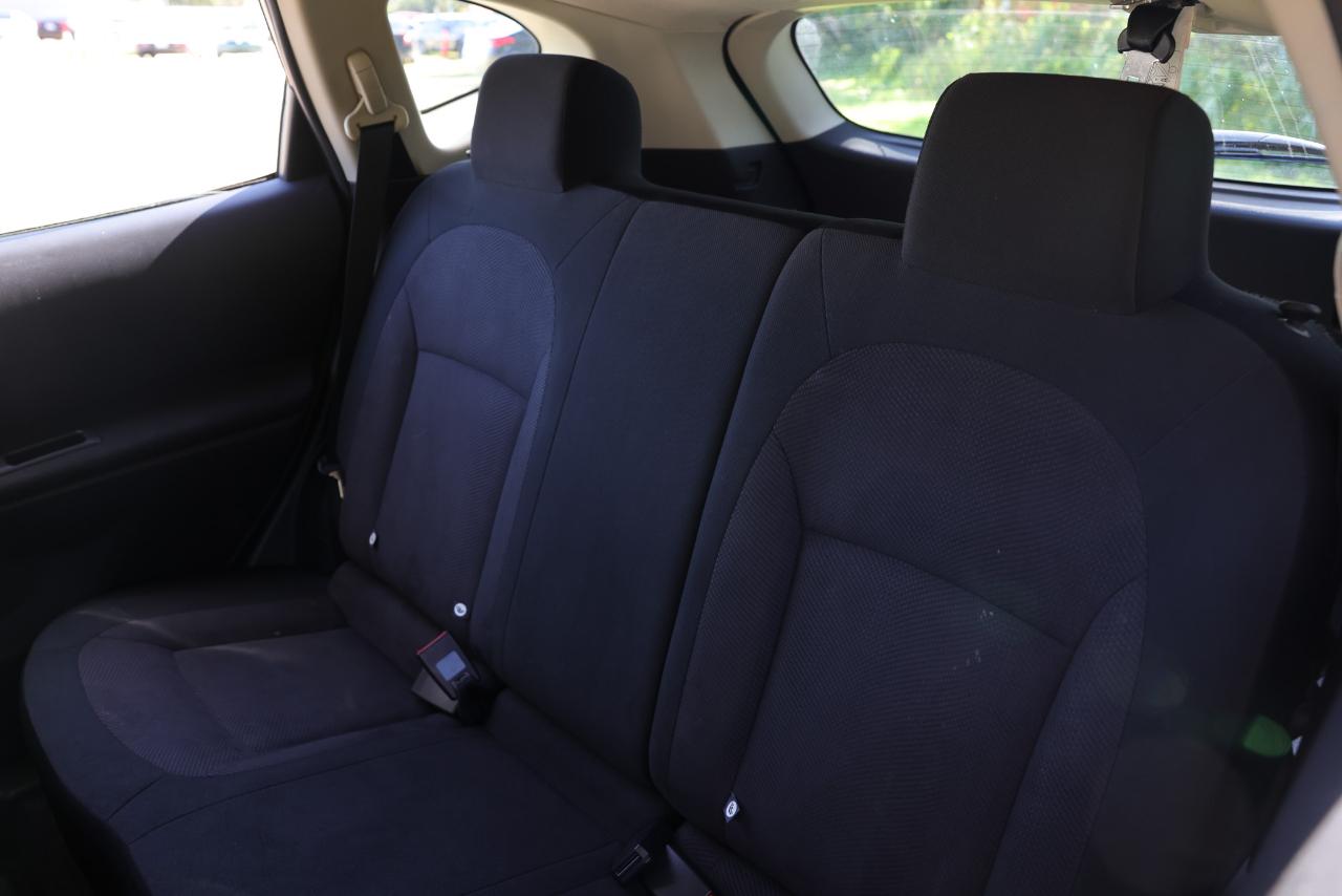 Nissan Rogue Select  2014