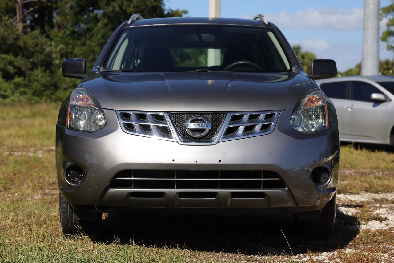 Nissan Rogue Select  2014