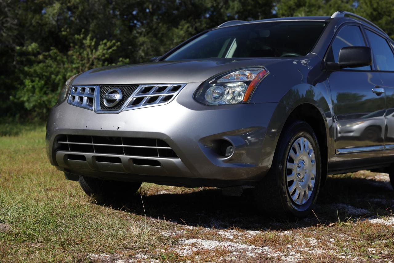 Nissan Rogue Select  2014
