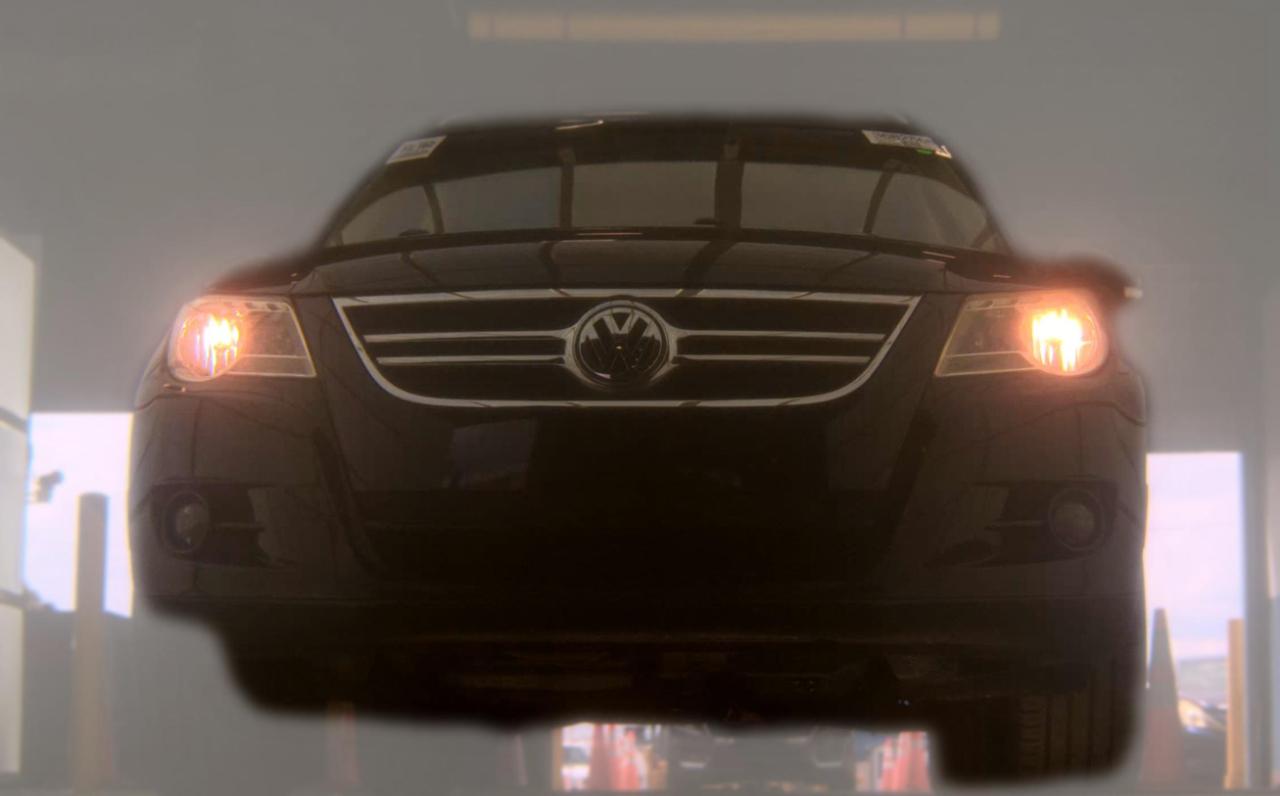 Volkswagen Tiguan  2011