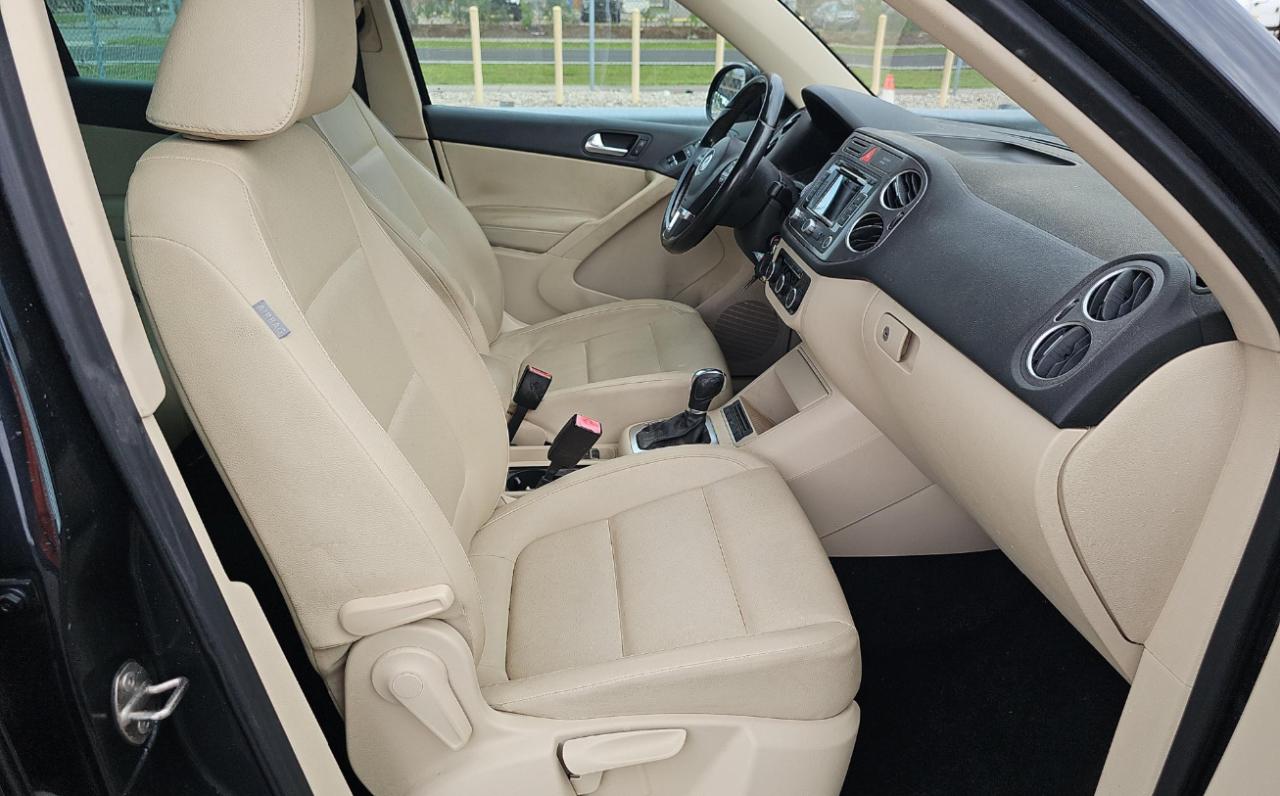 Volkswagen Tiguan  2011