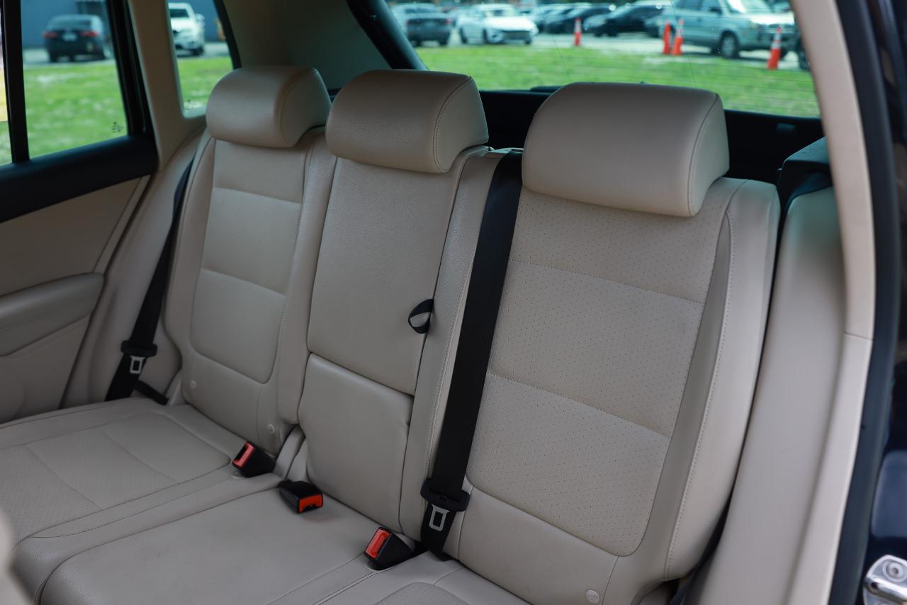 Volkswagen Tiguan  2011