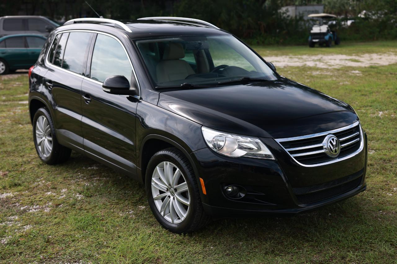 Volkswagen Tiguan  2011