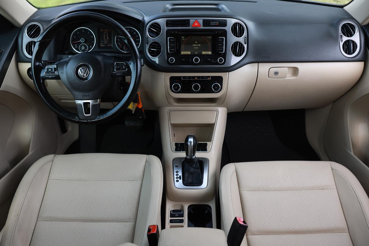 Volkswagen Tiguan  2011