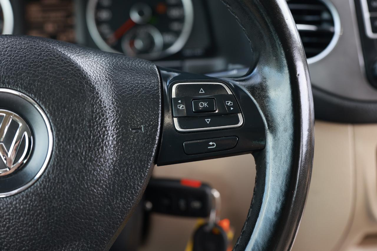 Volkswagen Tiguan  2011