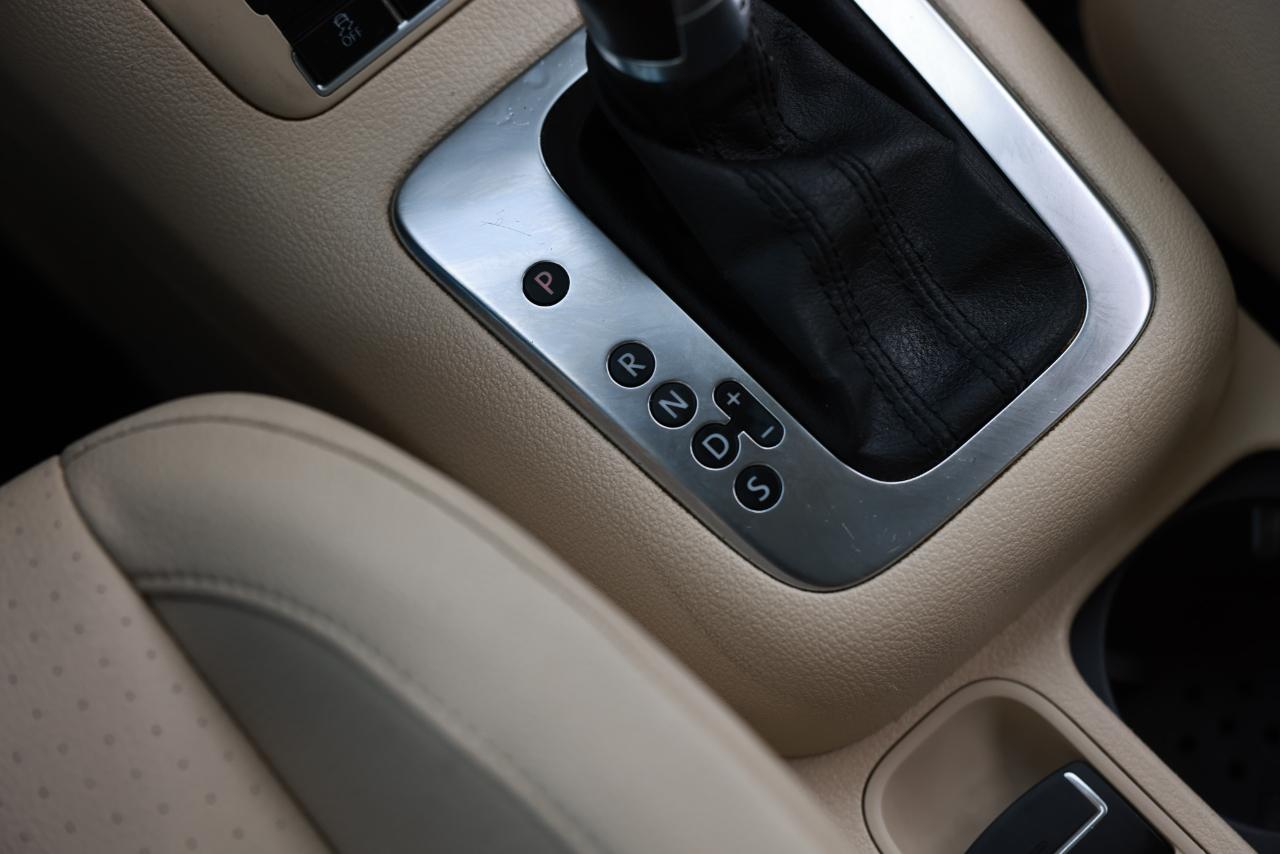 Volkswagen Tiguan  2011