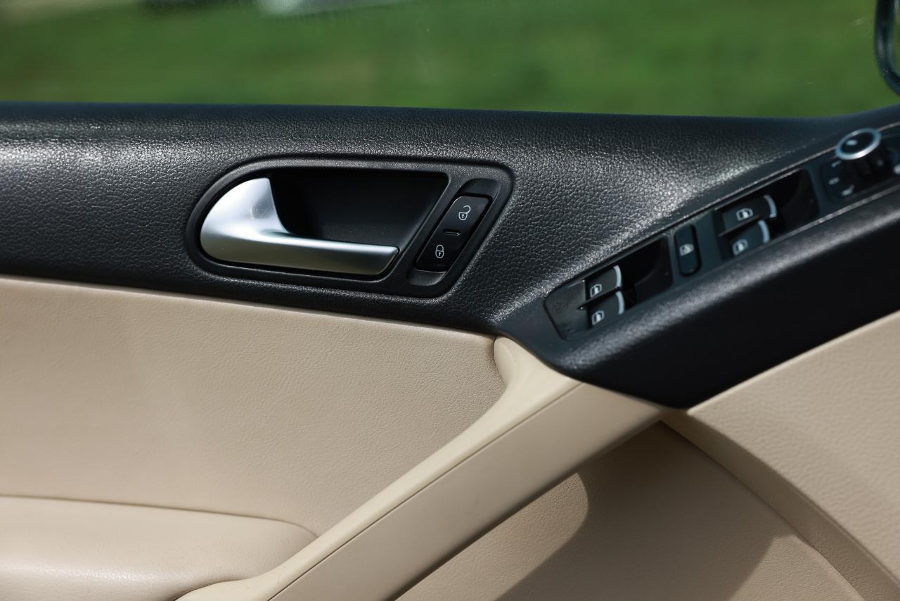 Volkswagen Tiguan  2011