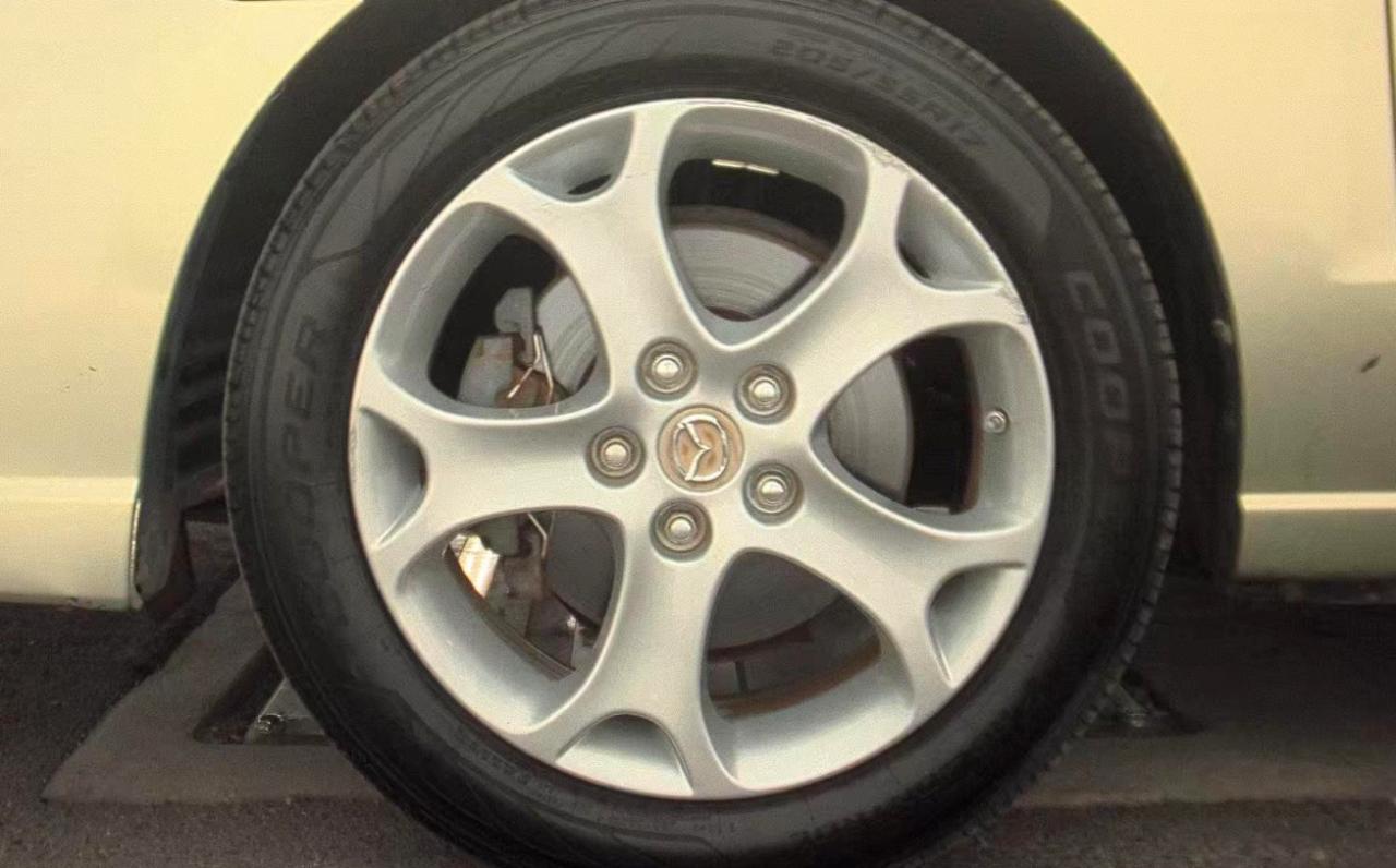 Mazda MAZDA5  2008