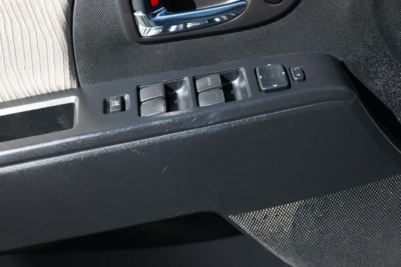 Mazda MAZDA5  2008