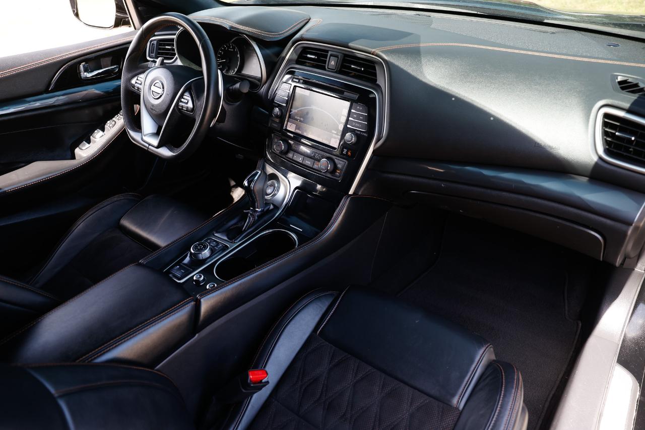 Nissan Maxima  2023