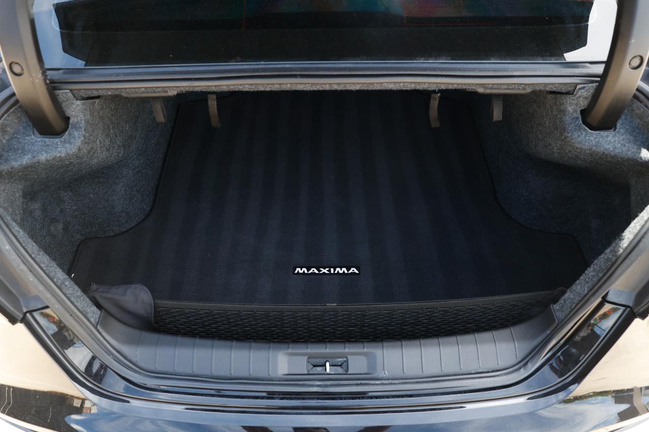 Nissan Maxima  2023