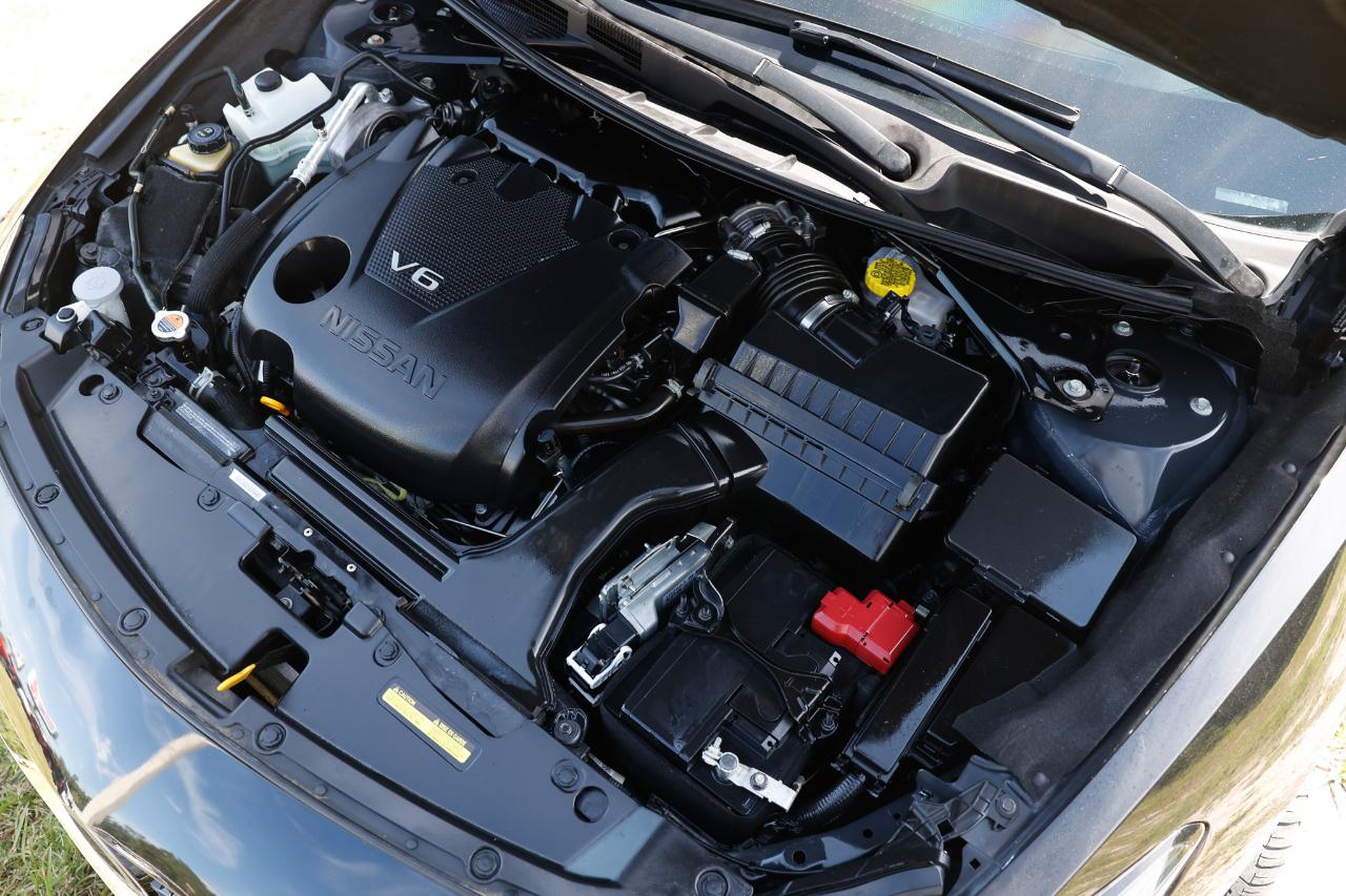 Nissan Maxima  2023