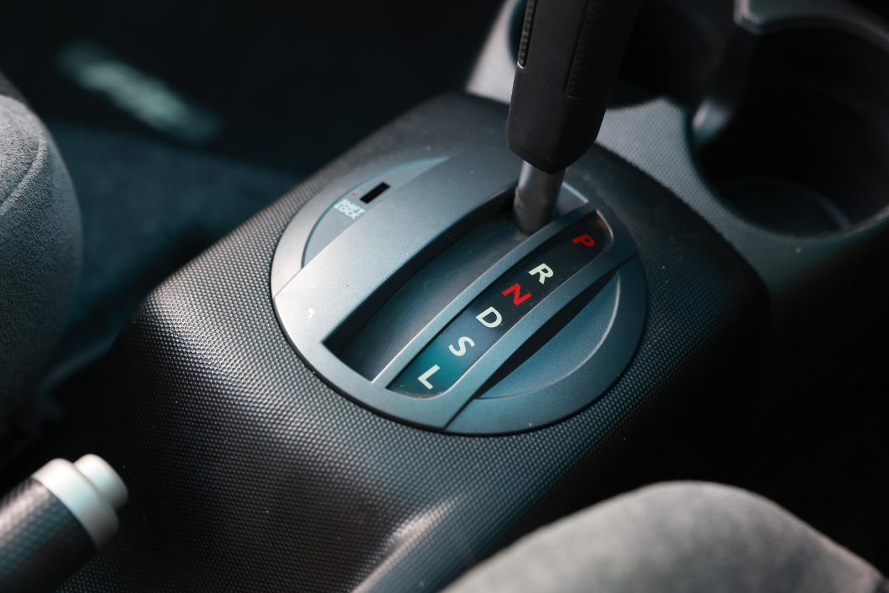 Honda Fit  2001