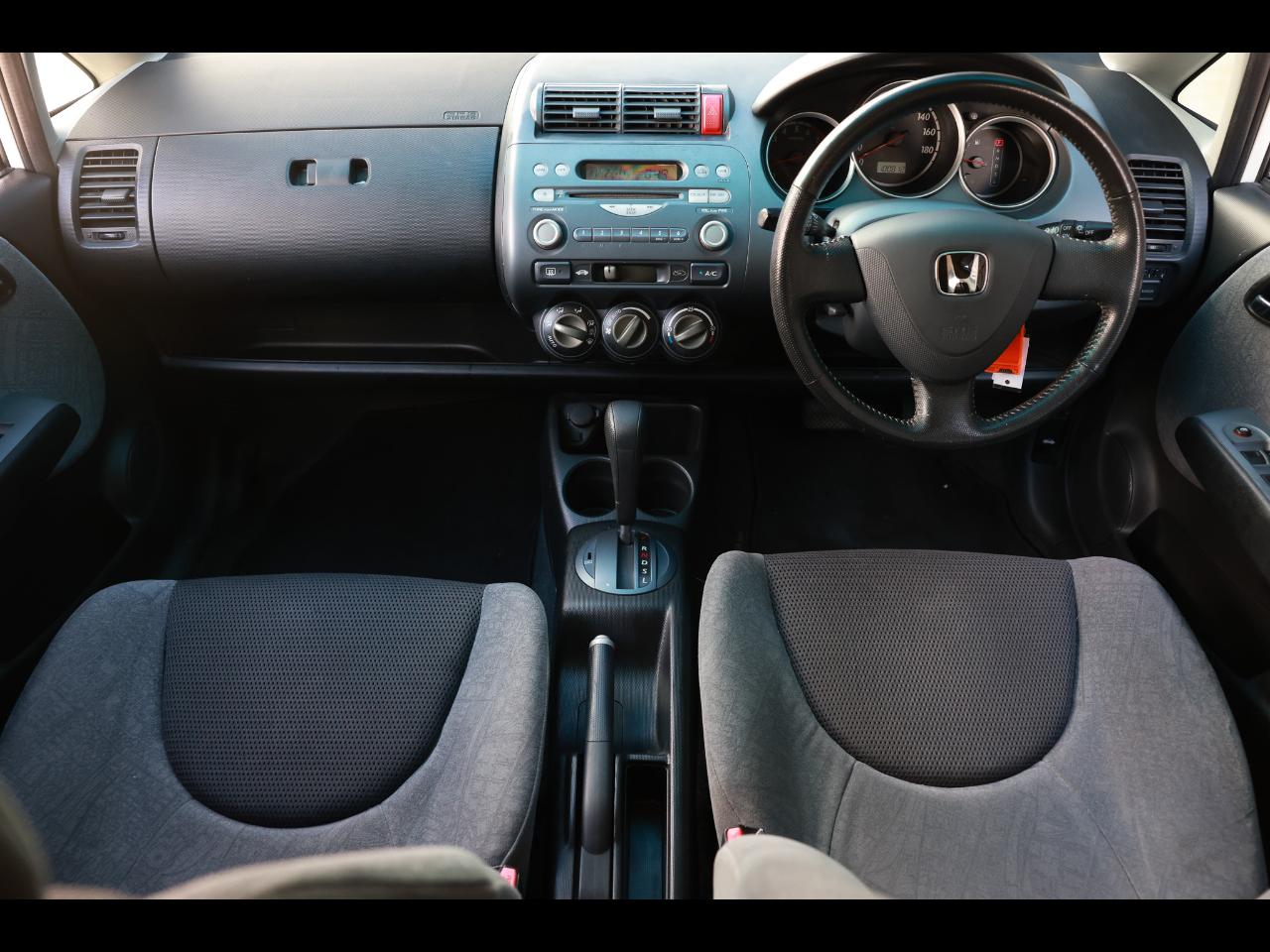 Honda Fit  2001