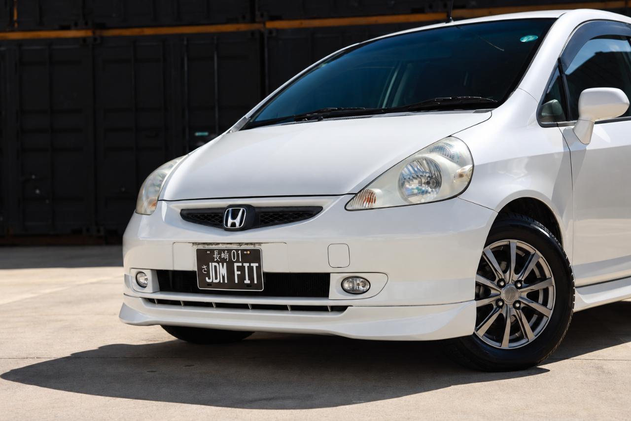 Honda Fit  2001