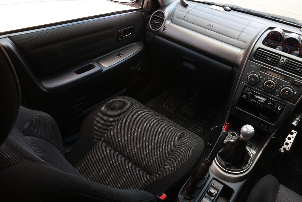 Toyota Altezza  1999