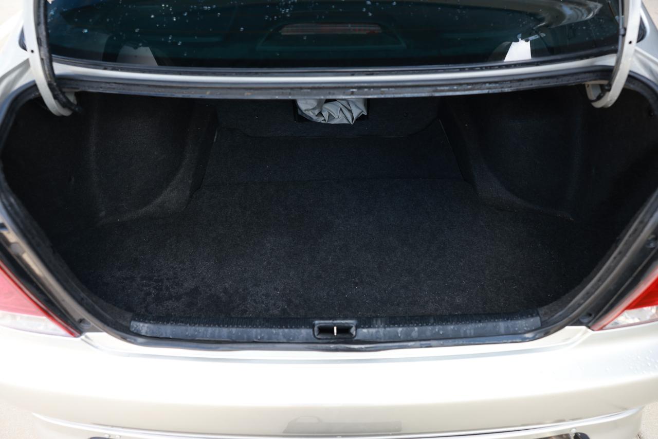 Toyota Altezza  1999