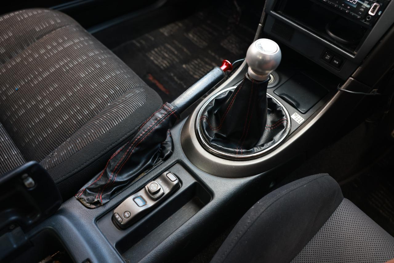 Toyota Altezza  1999
