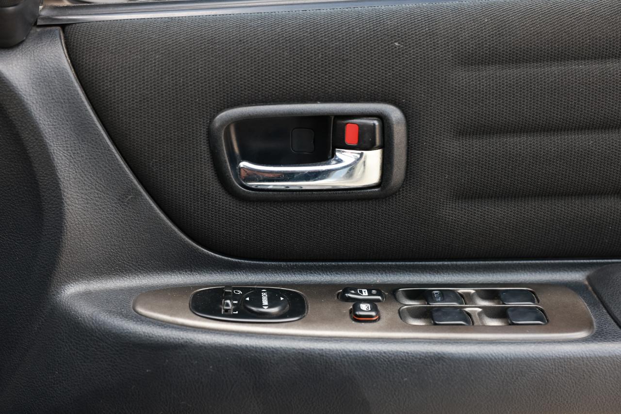 Toyota Altezza  1999