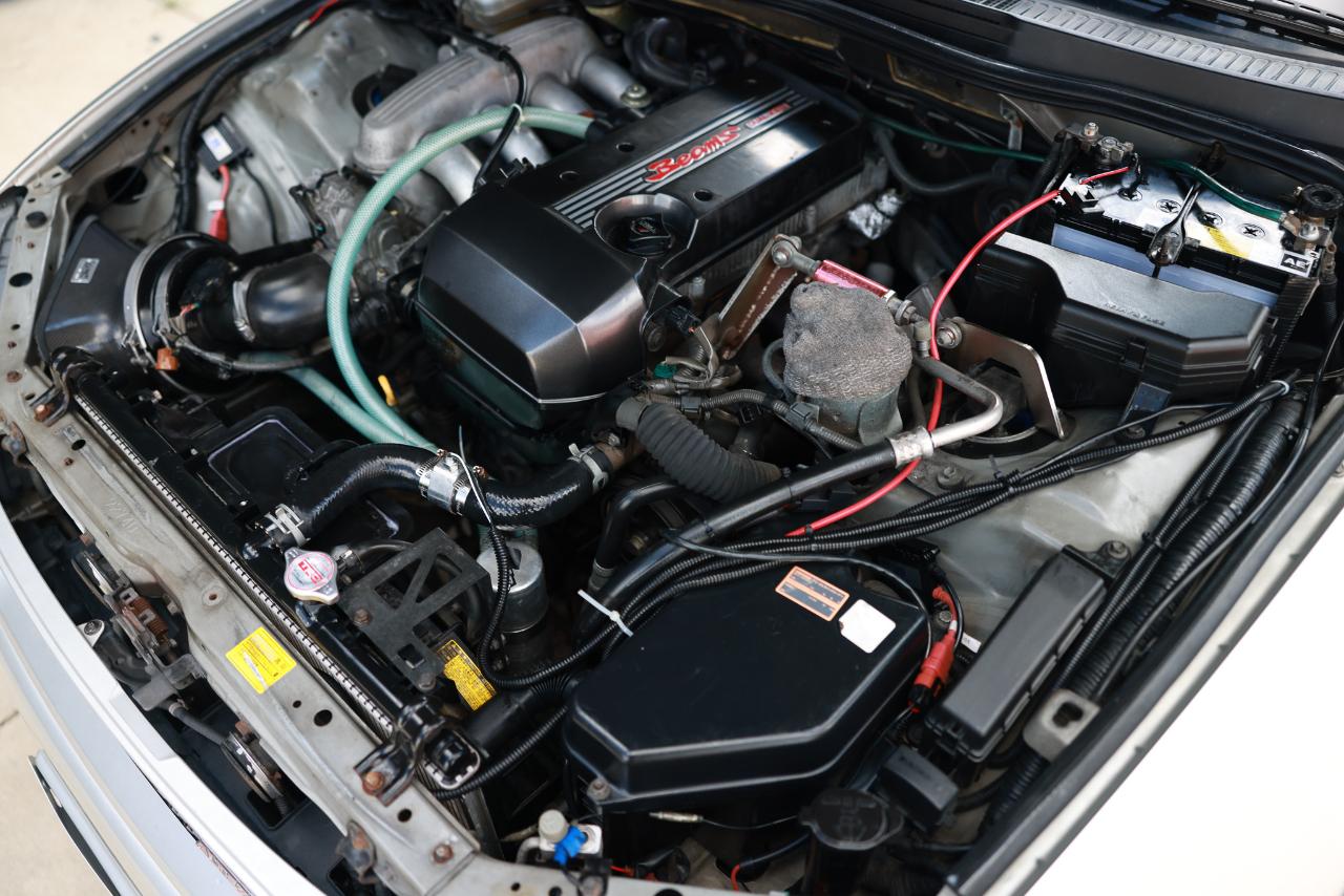 Toyota Altezza  1999