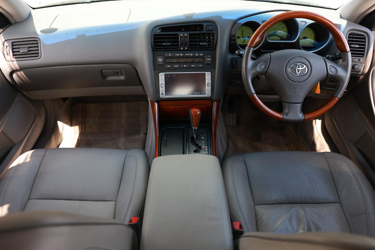 Toyota Aristo  2000