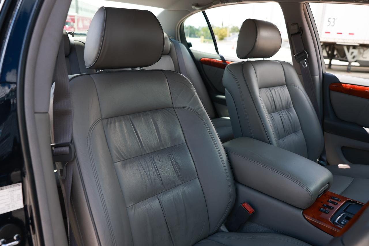 Toyota Aristo  2000