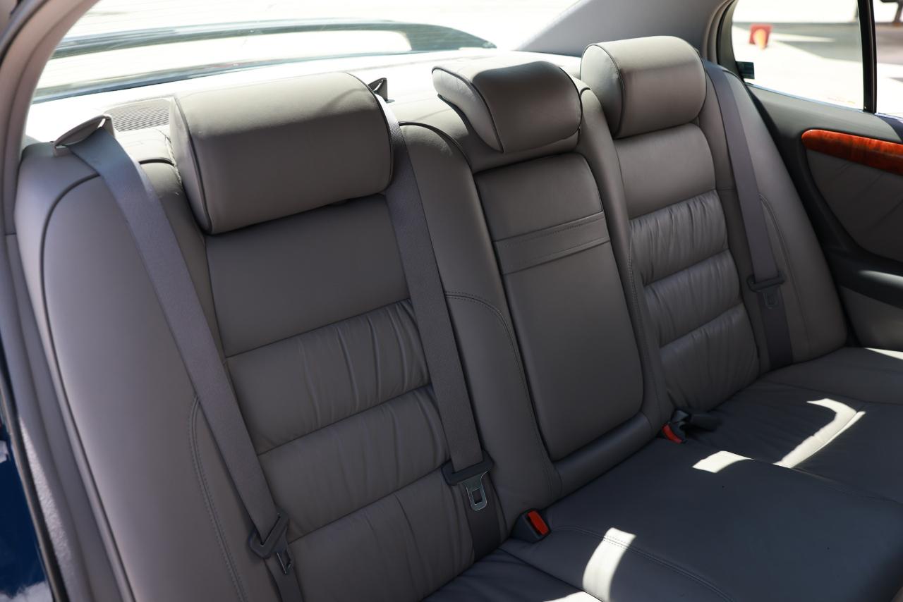 Toyota Aristo  2000
