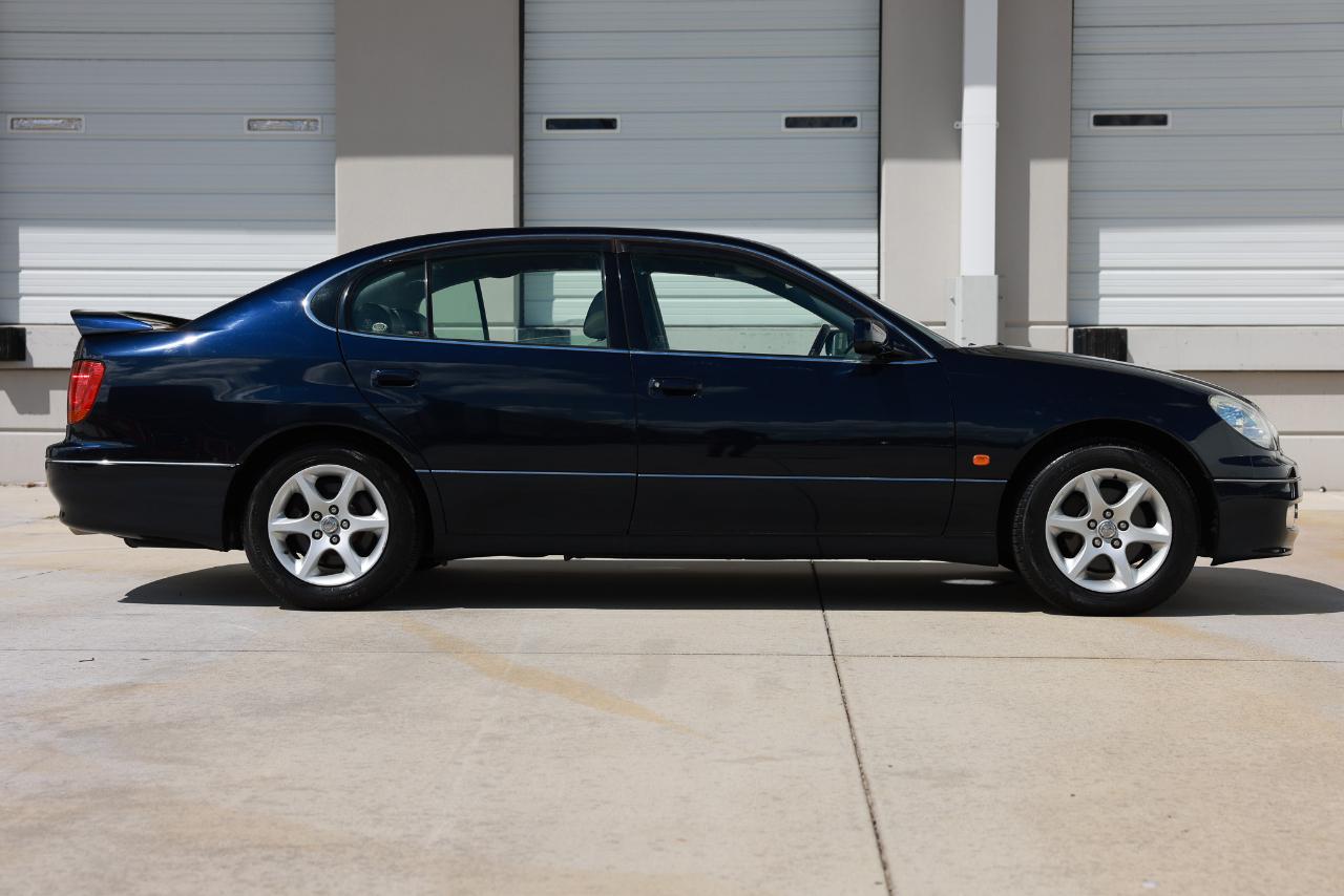 Toyota Aristo  2000