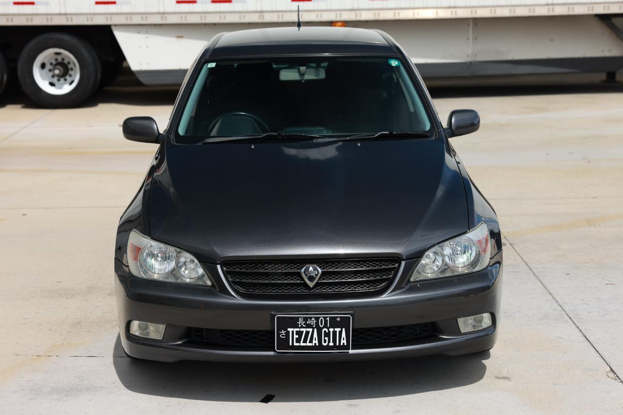 Toyota Altezza  2001