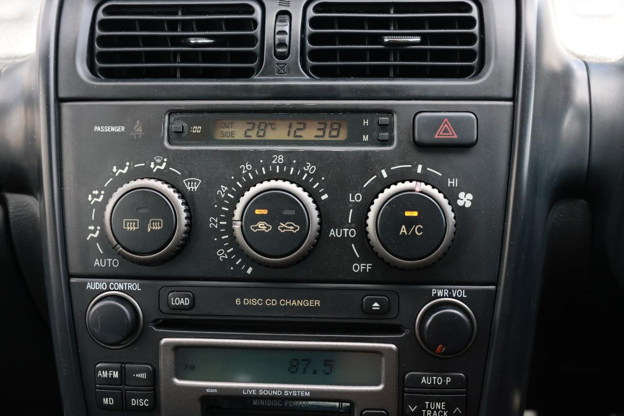 Toyota Altezza  2001