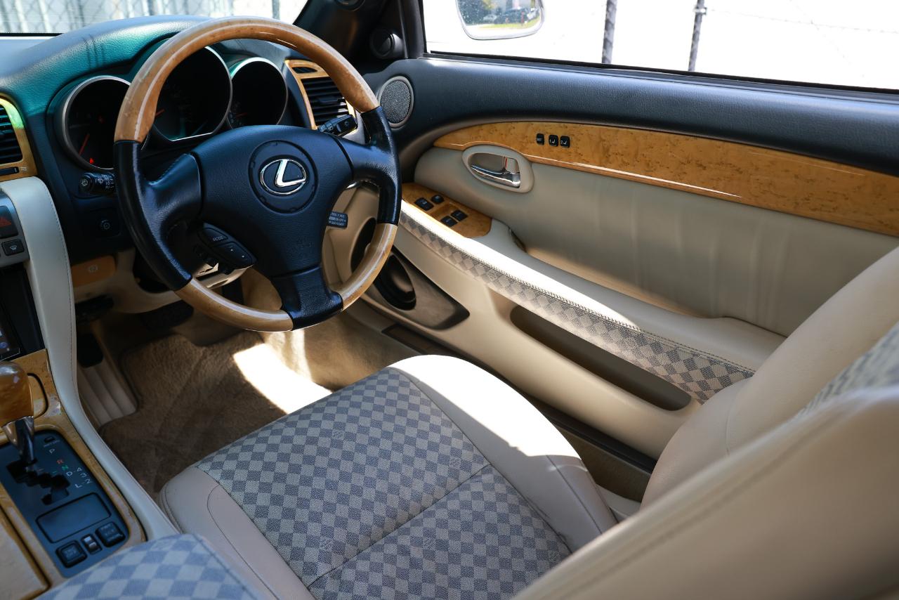 Toyota Soarer  2001