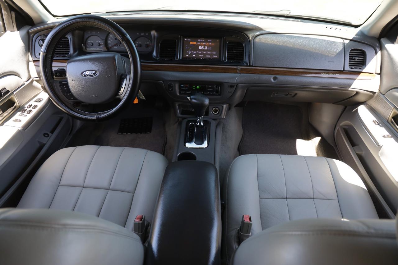 2005 Ford Crown Victoria