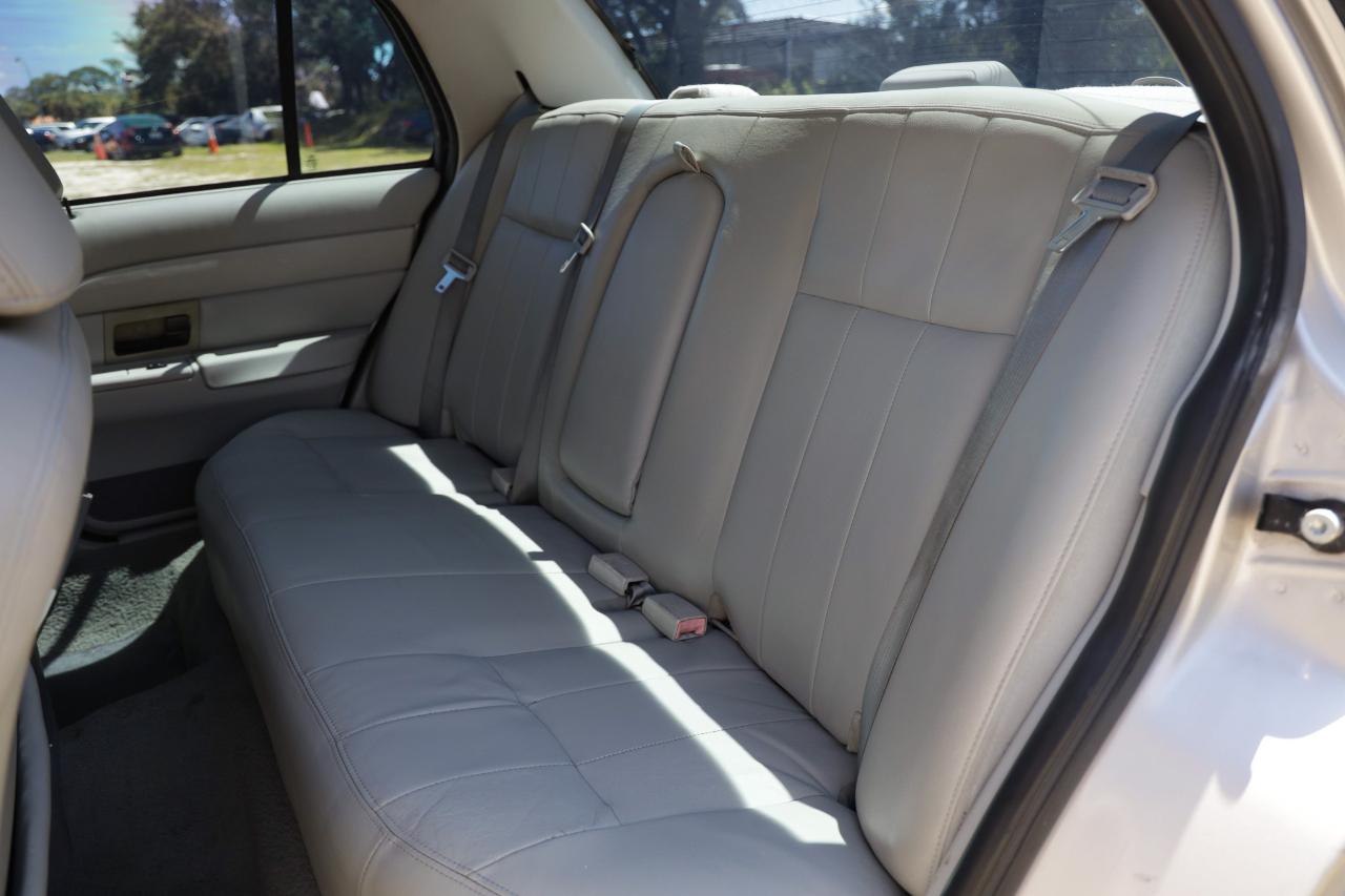 Ford Crown Victoria  2005