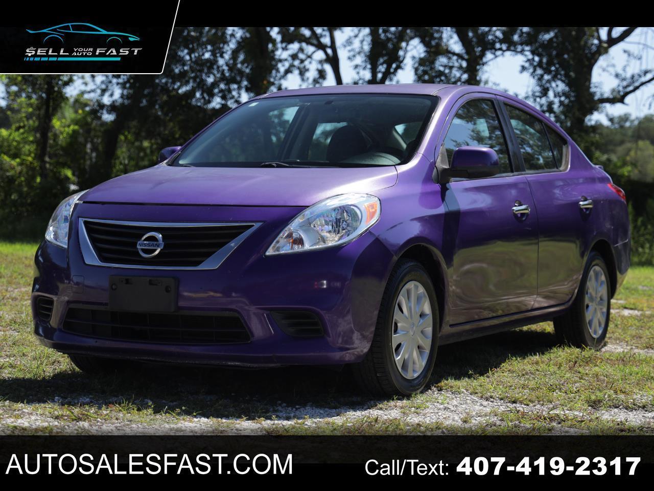 Nissan Versa  2013