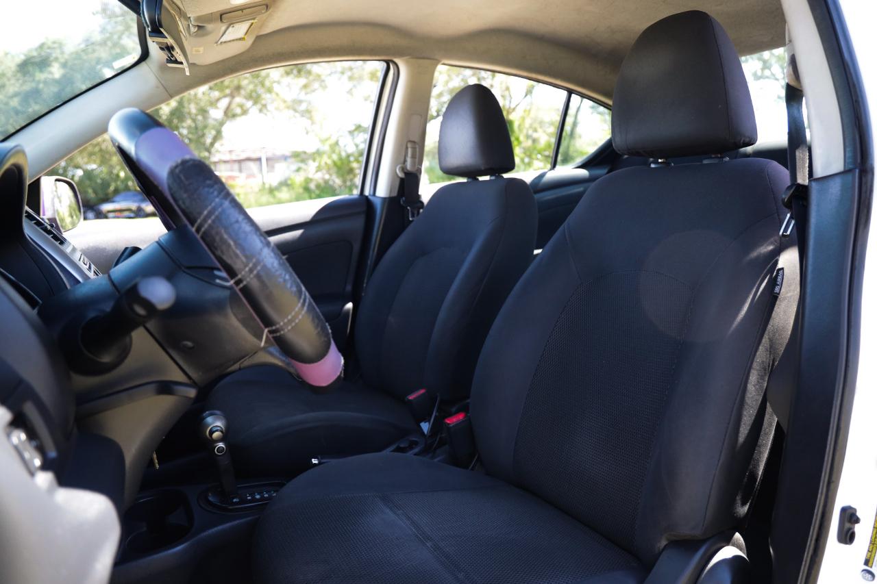 Nissan Versa  2013