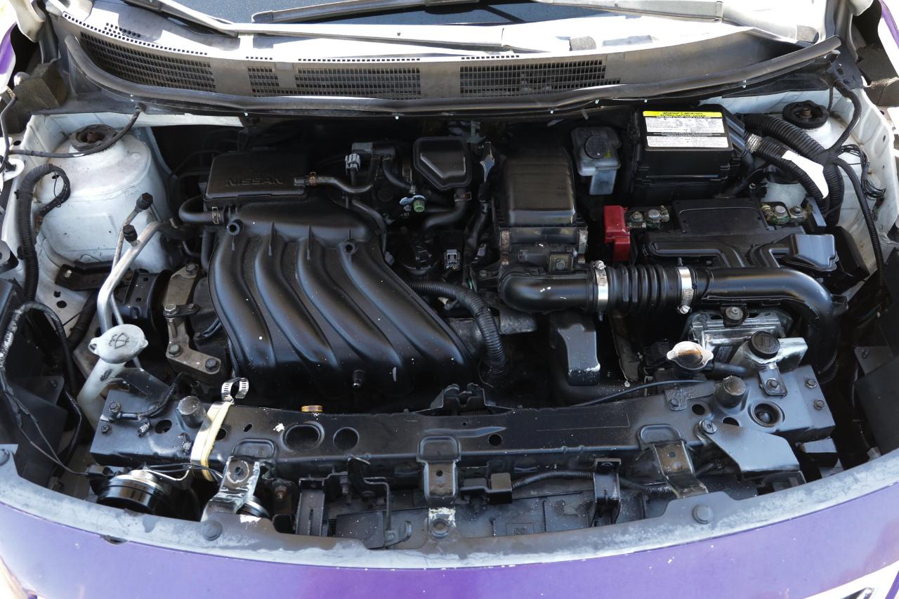 Nissan Versa  2013
