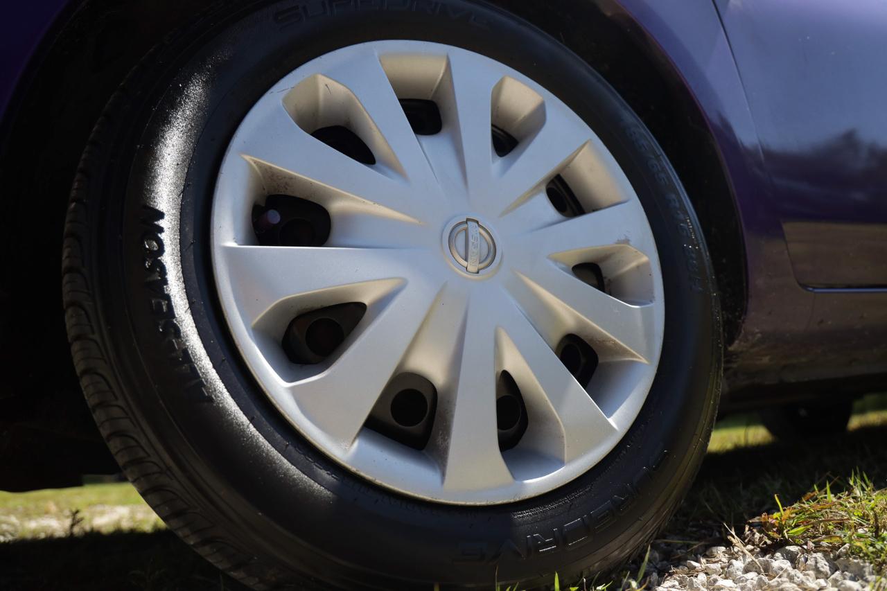 Nissan Versa  2013
