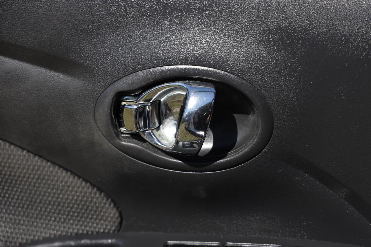 Nissan Versa  2013