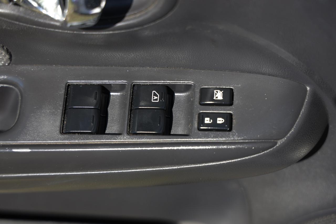 Nissan Versa  2013