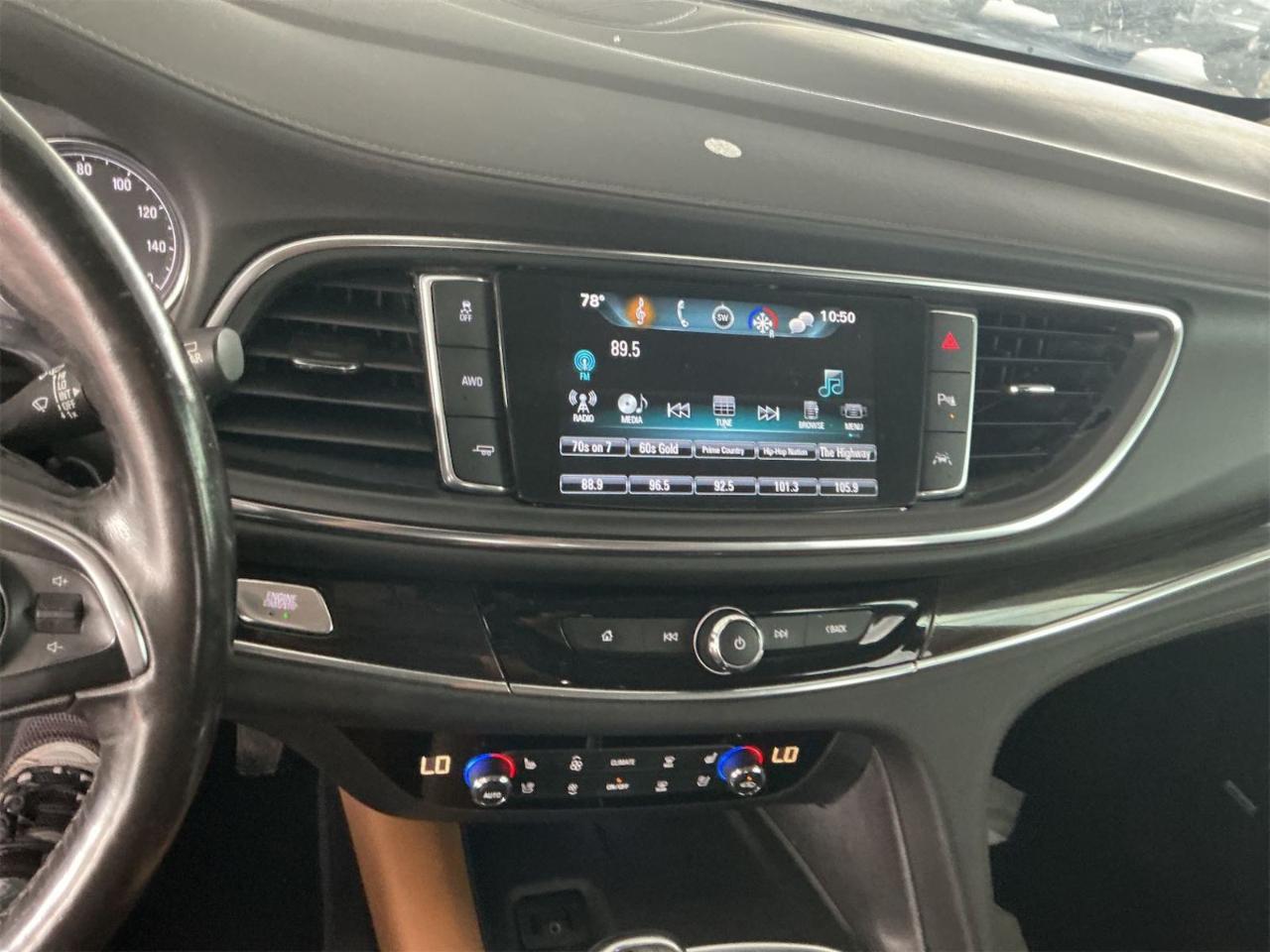 Buick Enclave  2018