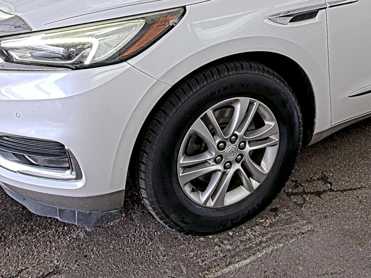 Buick Enclave  2018