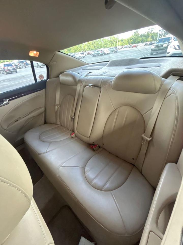 Buick Lucerne  2011