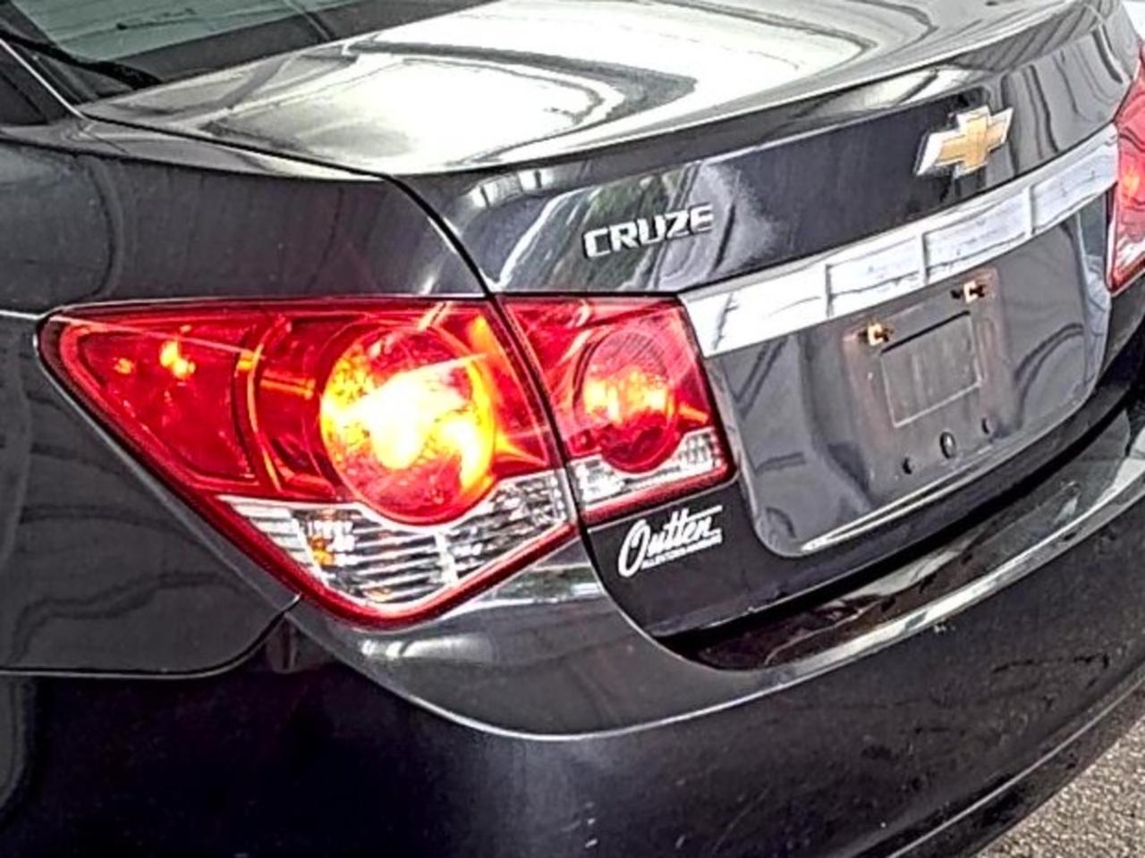 Chevrolet Cruze  2011