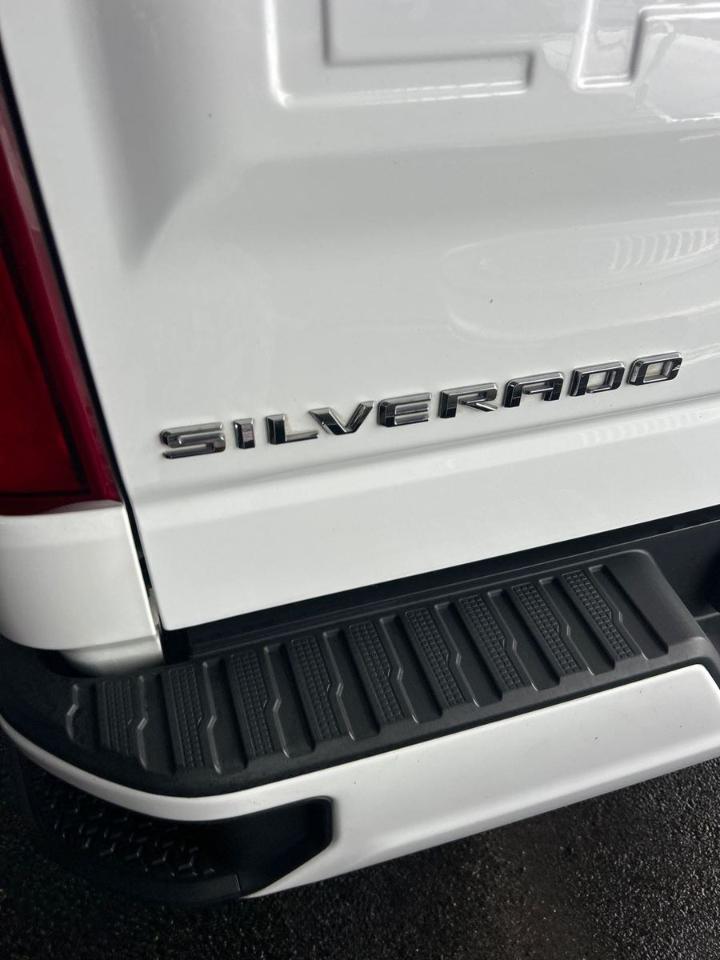 Chevrolet Silverado 1500  2021