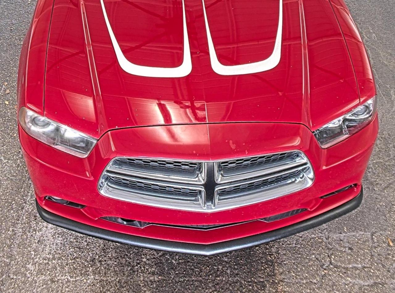 Dodge Charger  2011