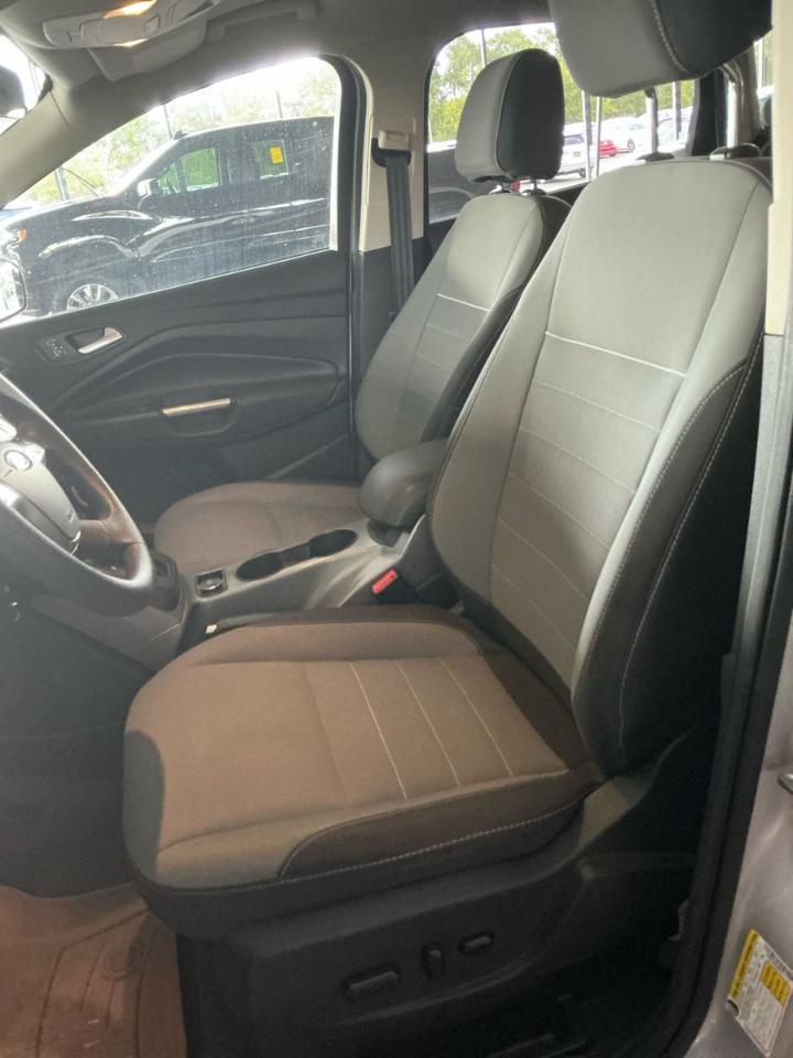 Ford Escape  2015