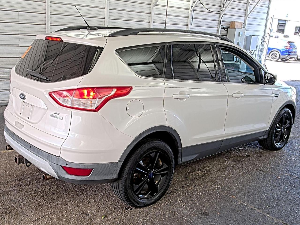 Ford Escape  2014