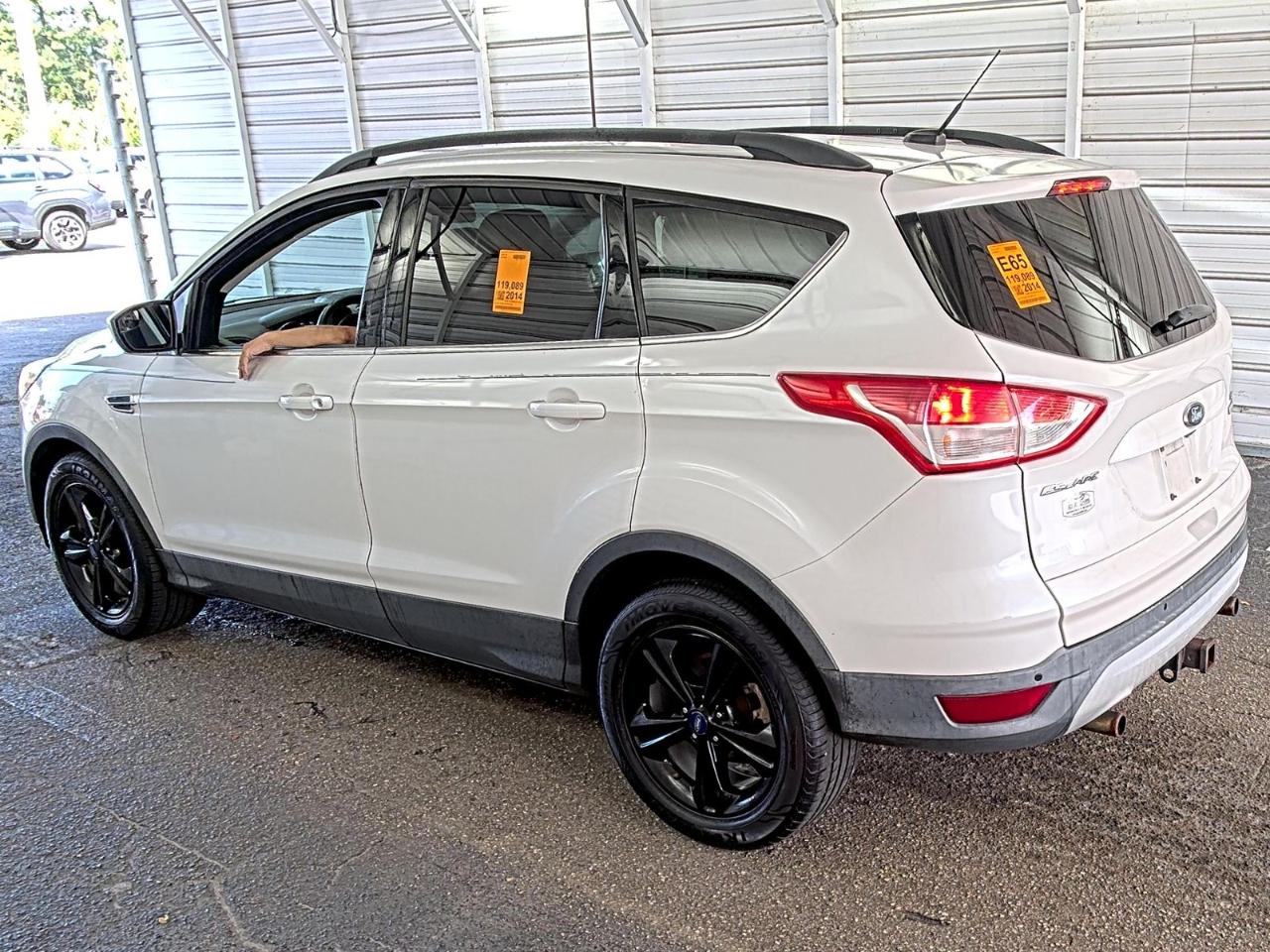Ford Escape  2014