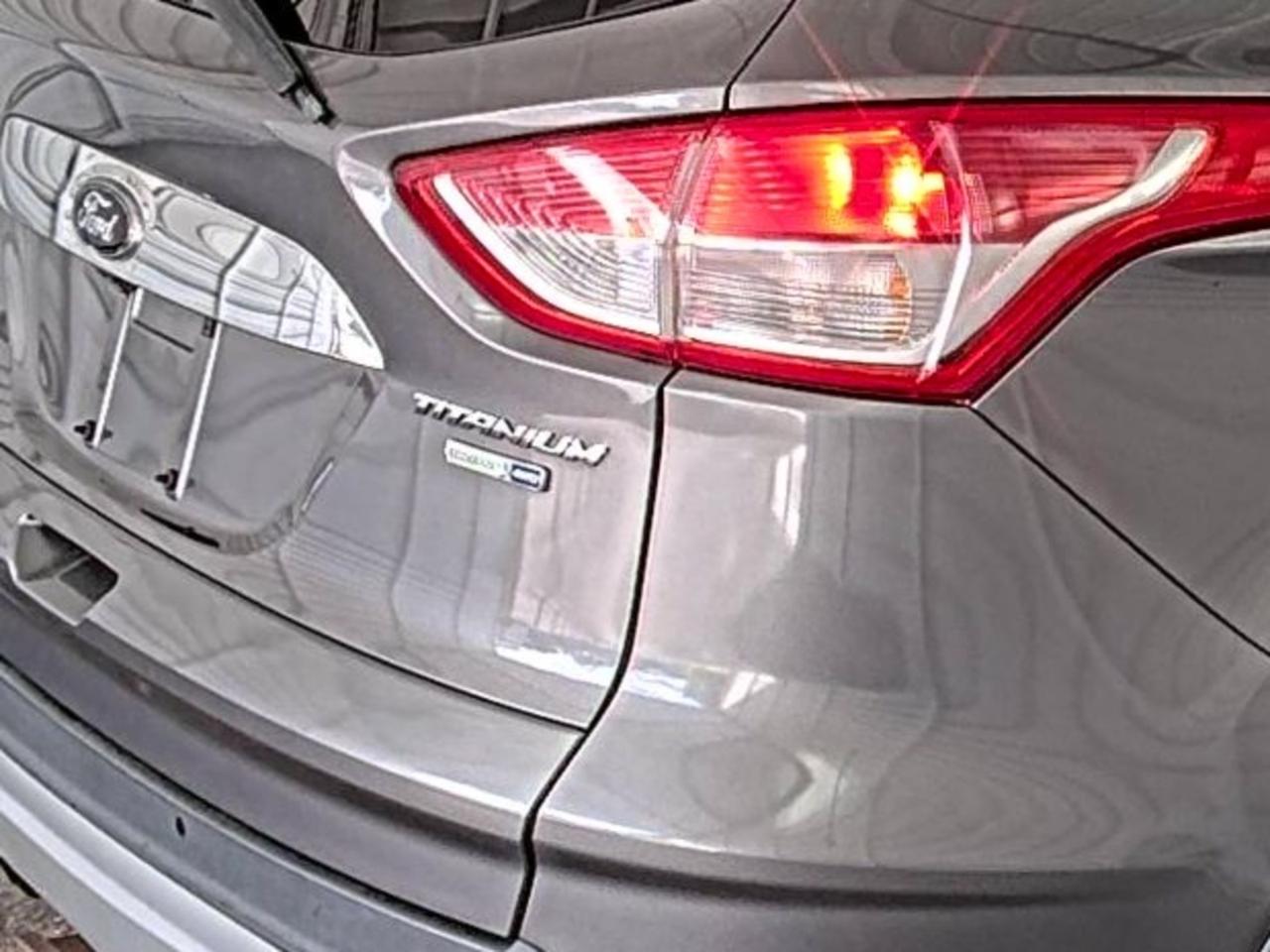 Ford Escape  2014
